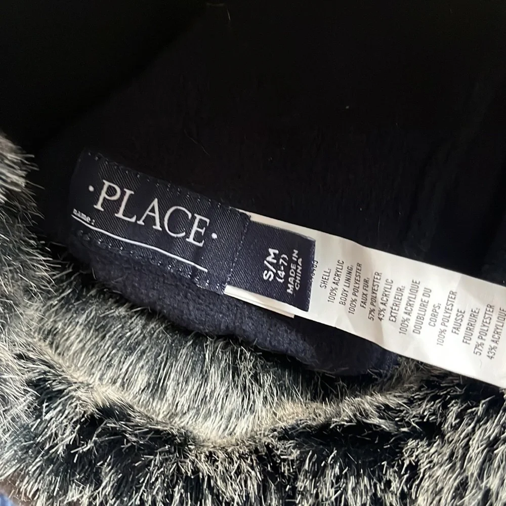 Childrens place hat